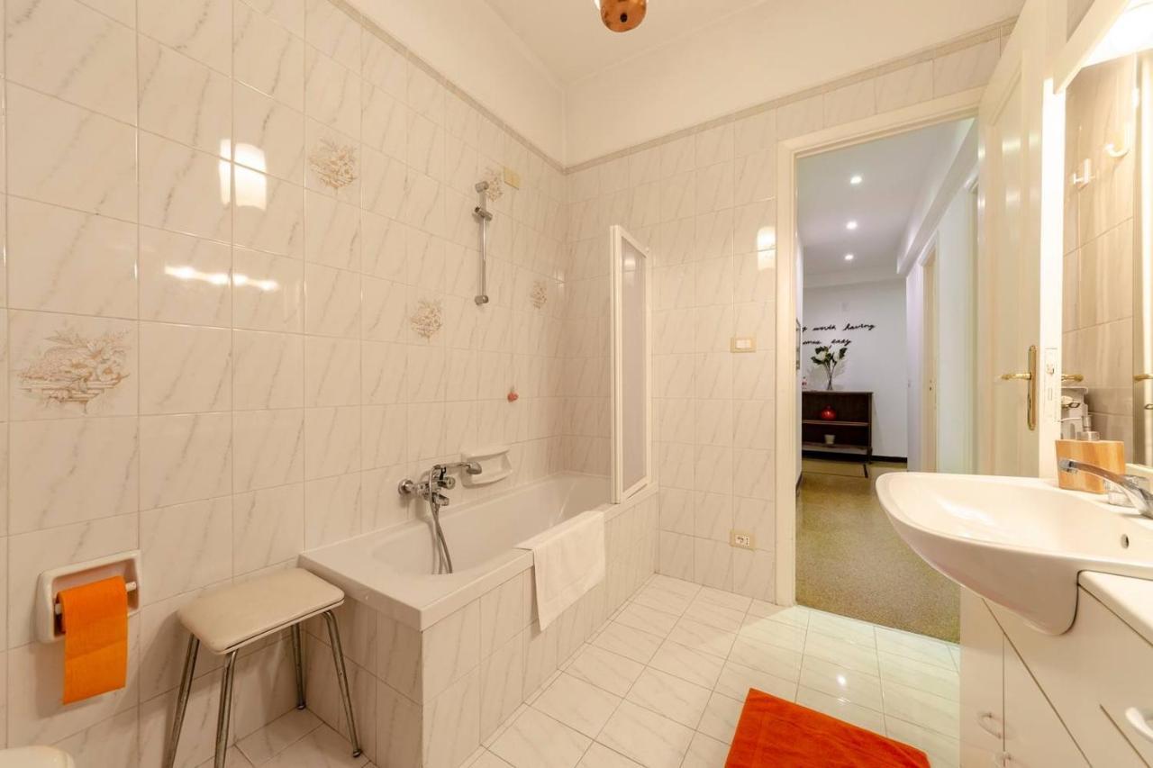 Altido Family Apt For 6 Located Minutes From The Sea Apartamento Génova Exterior foto